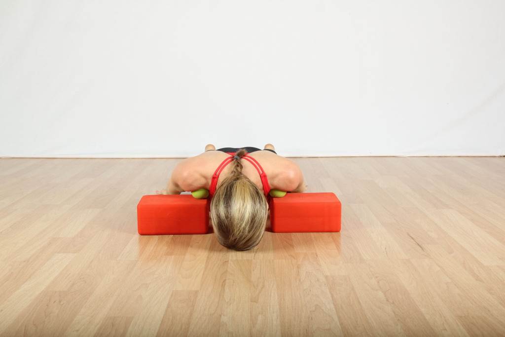 Specific Stretches for Swimrun Shoulder Health