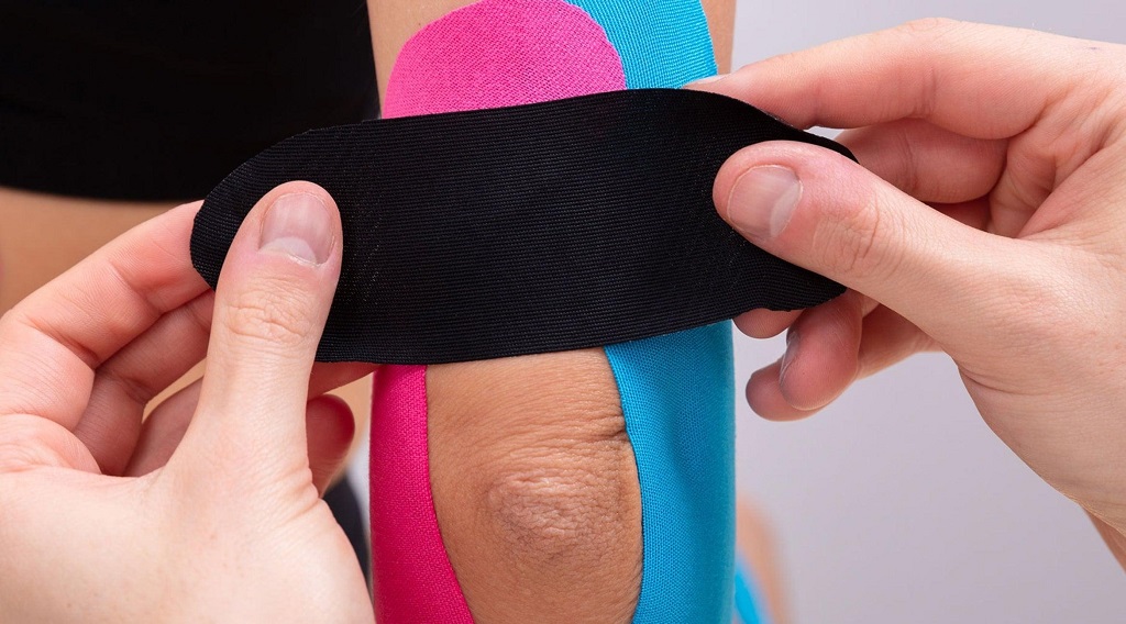 How to Kinesiology Tape Tennis Elbow: A Complete Step-by-Step Guide